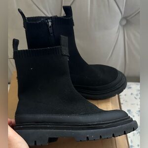 ZARA Girls Water Repellent Black Sock-Style Ankle Boots Size 29 (US 11.5)